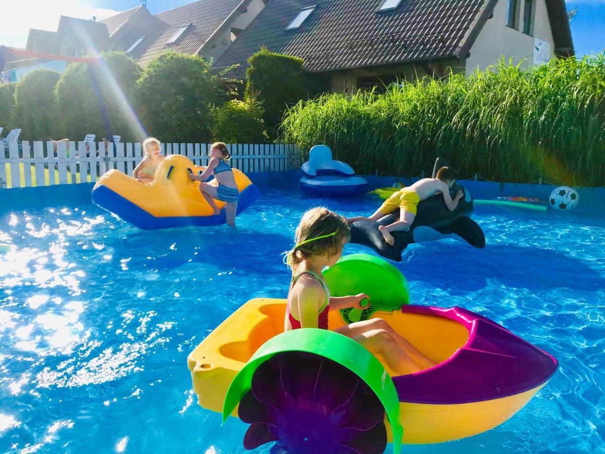 Domki I Apartamenty Caloroczne Koliber Władysławowo エクステリア 写真