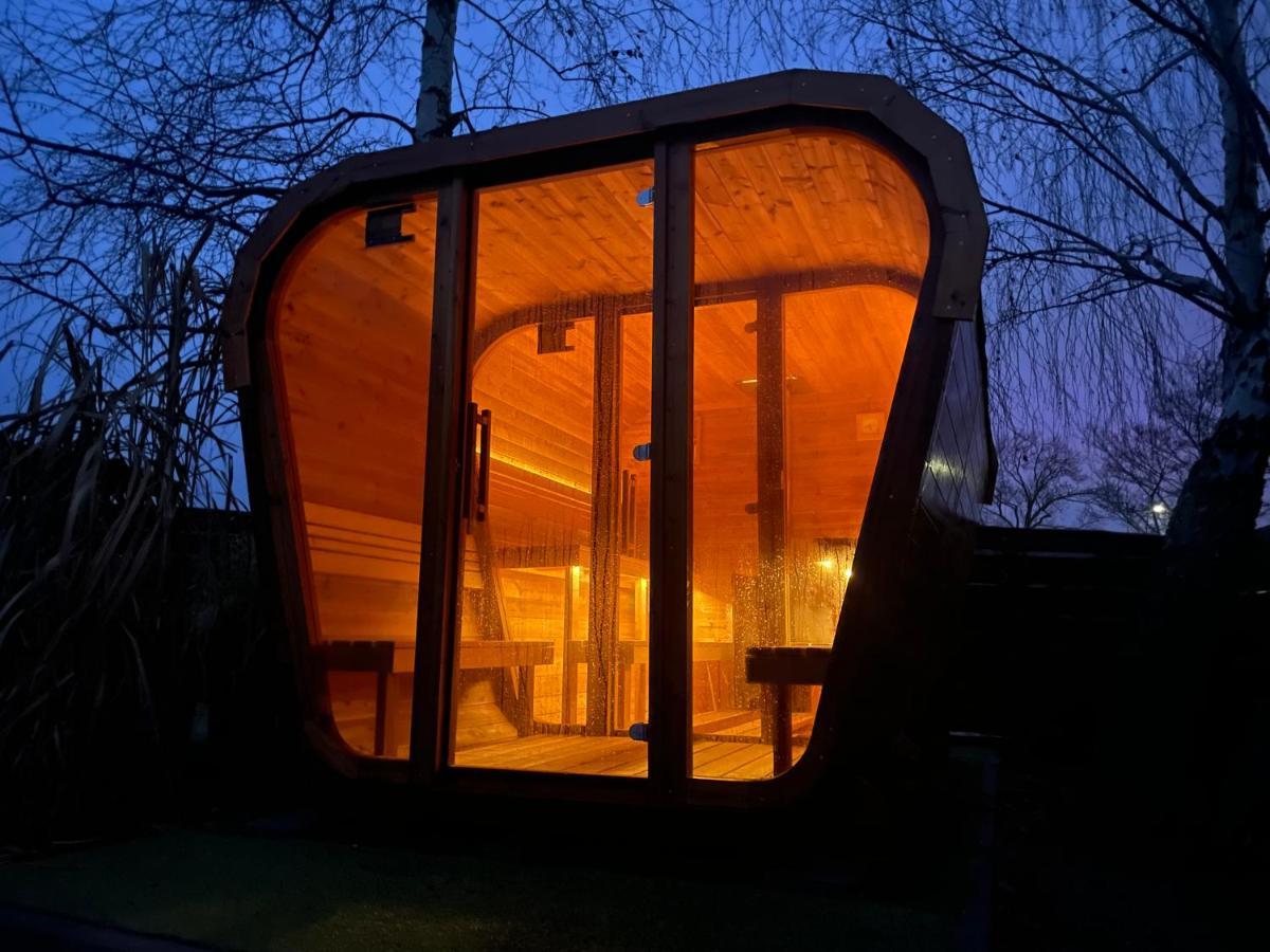 Domki I Apartamenty Caloroczne Koliber Władysławowo エクステリア 写真