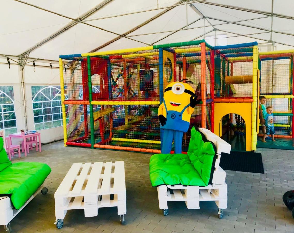 Domki I Apartamenty Caloroczne Koliber Władysławowo エクステリア 写真