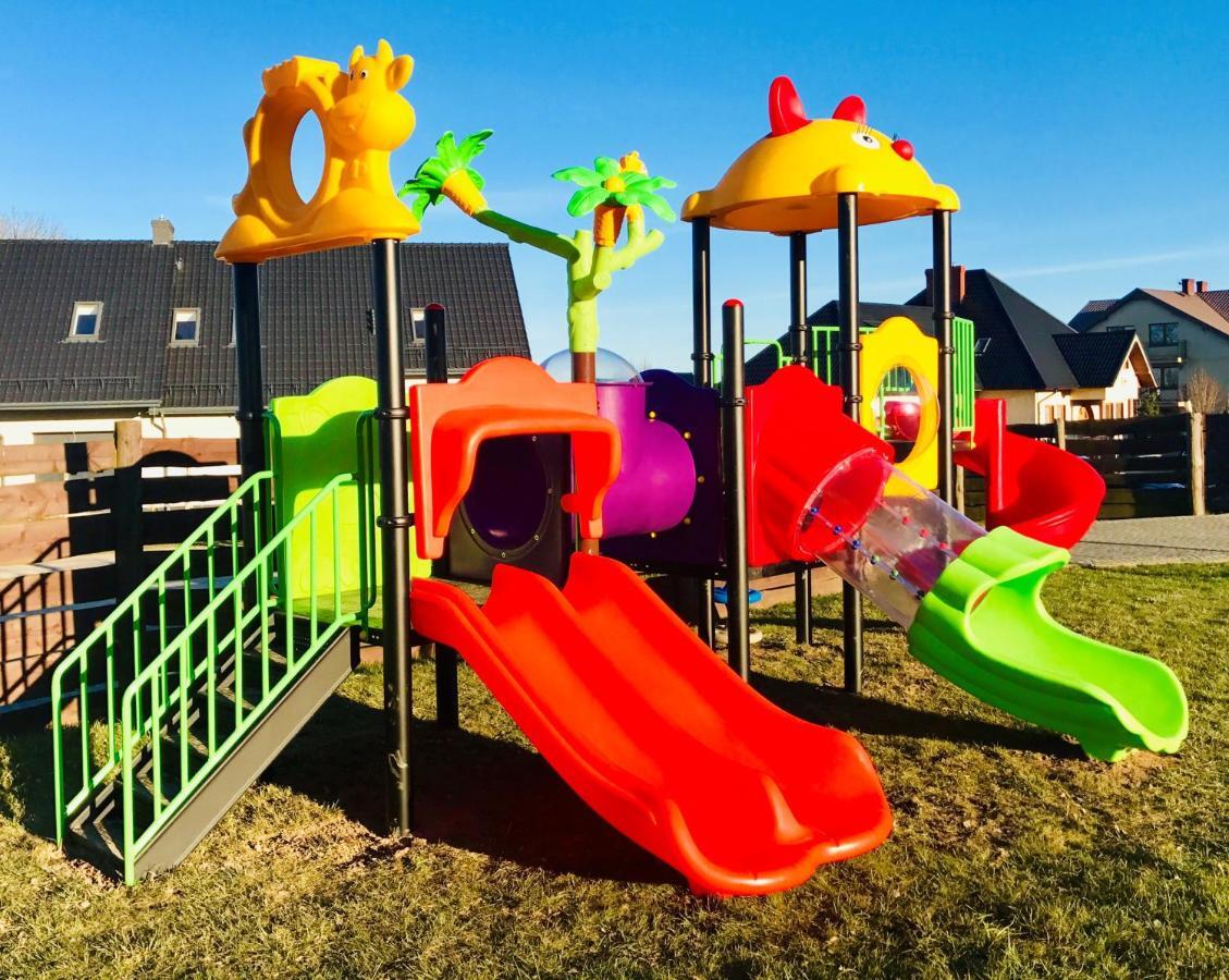 Domki I Apartamenty Caloroczne Koliber Władysławowo エクステリア 写真